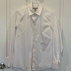 Banana Republic women’s button down fitted white shirt non-iron wrinkle free